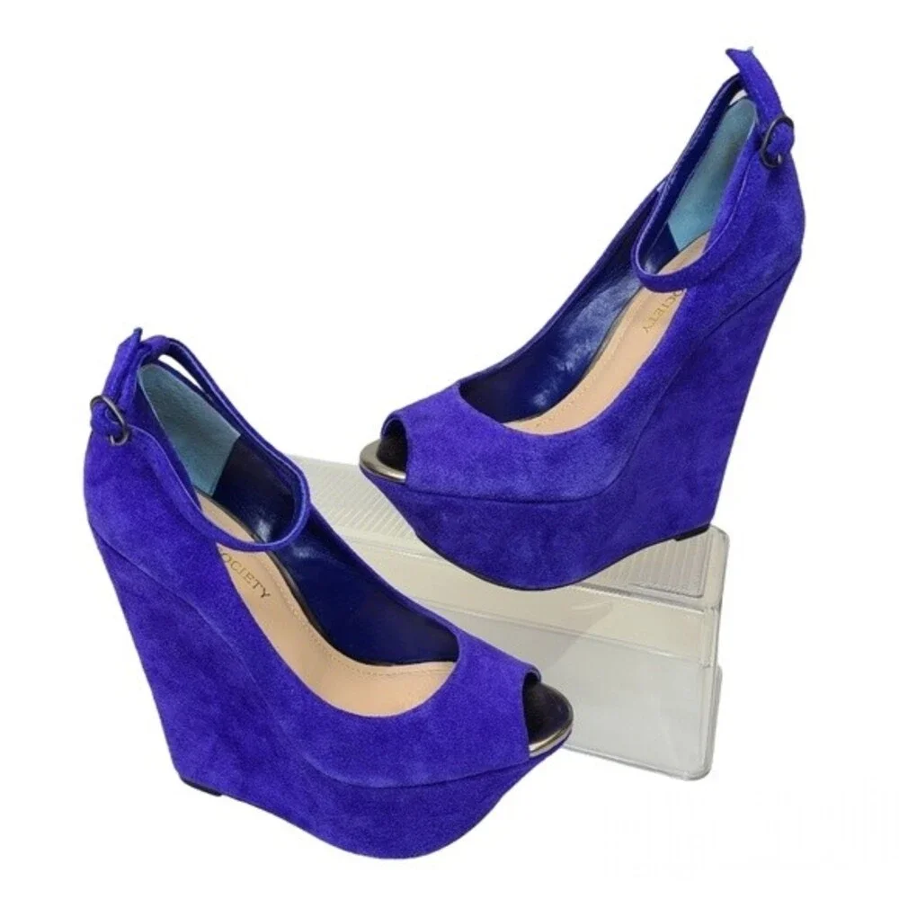 Sole Society Louisa Blue Violet Suede Wedges 6